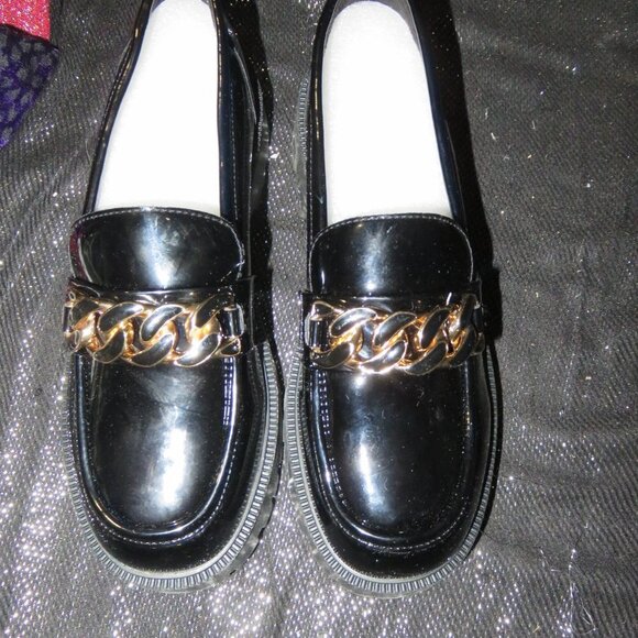 Lattelier Black Patent Platform Penny Loafers w/ Gold Chain size 6 - Picture 13 of 15